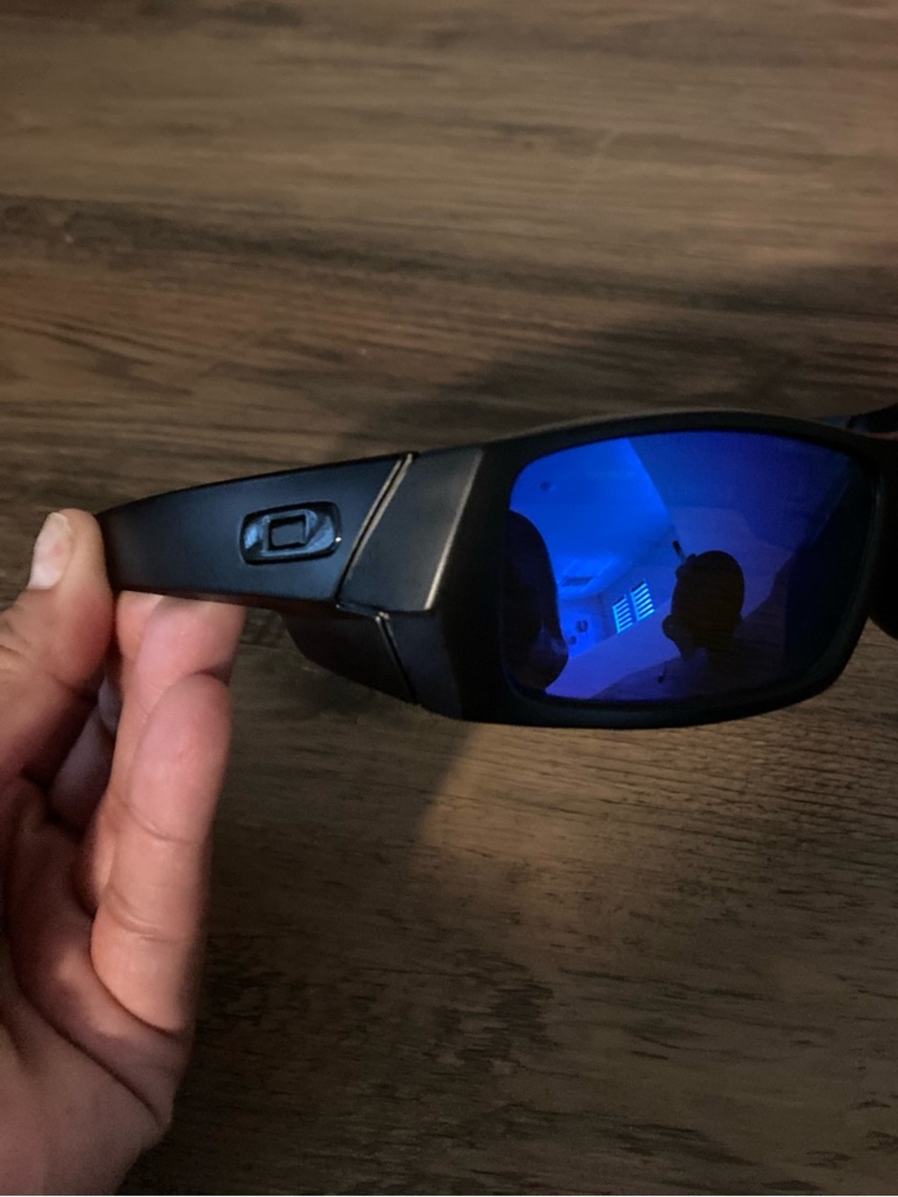 Oakleys sunglasses - Picture 3 of 8